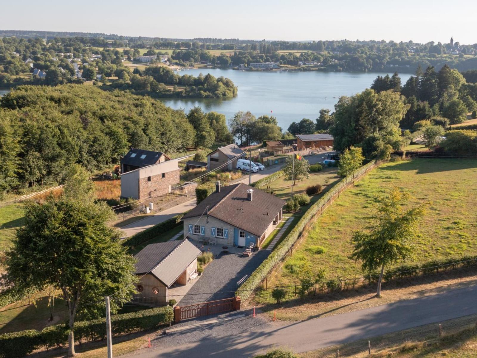 Lac Achette Au Lac Butgenbach Eksteriør bilde